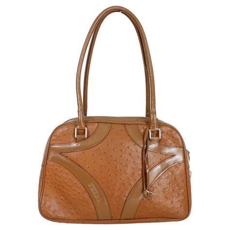 prada braune tasche